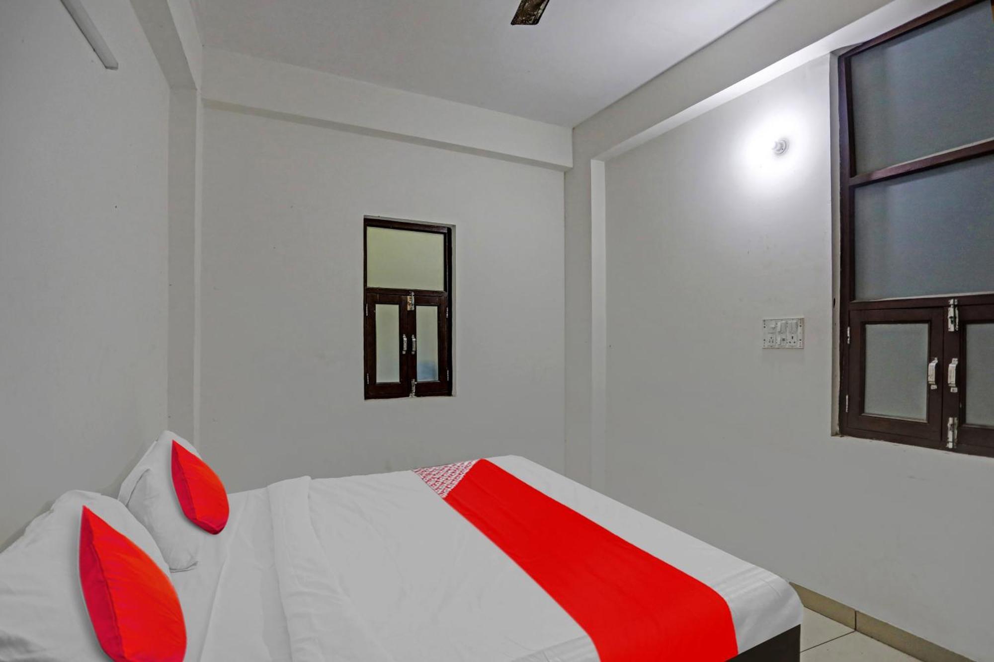 Hotel O Vrinda Residency Noida Exterior foto